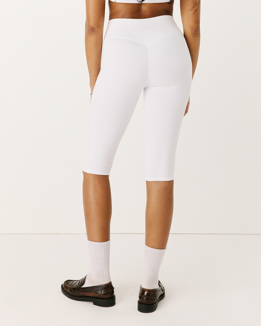 Aura capri